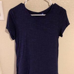 Very cute longer ap9 top!